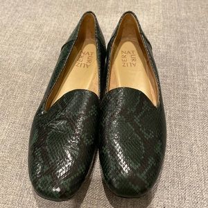 Naturalizer loafer